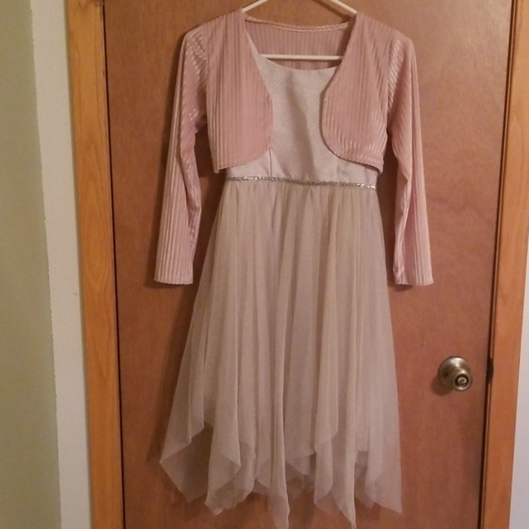 Girls party dress, size medium - Picture 6 of 7